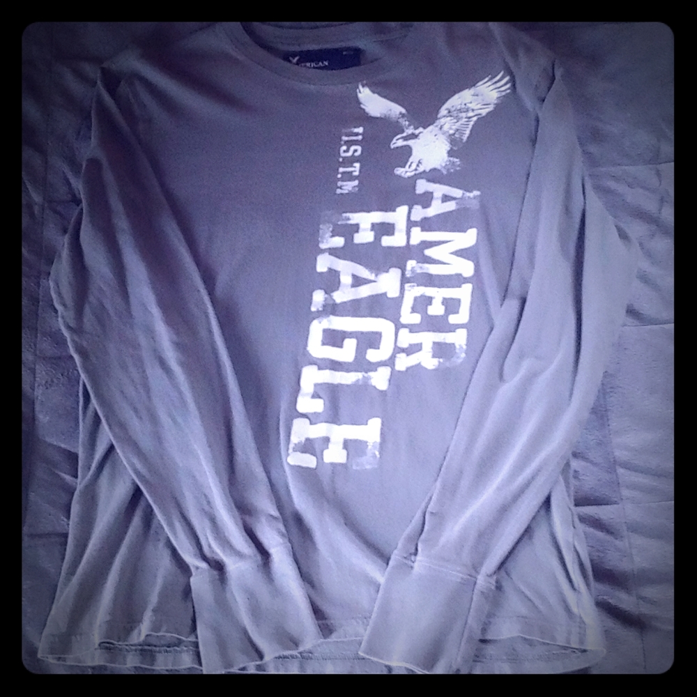 American Eagle long sleeve shirt